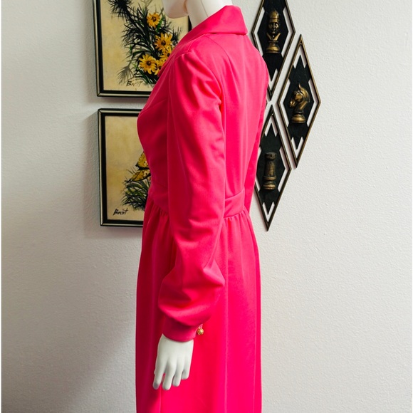 Pink Long Sleeve Polyester Gown - Picture 10 of 12